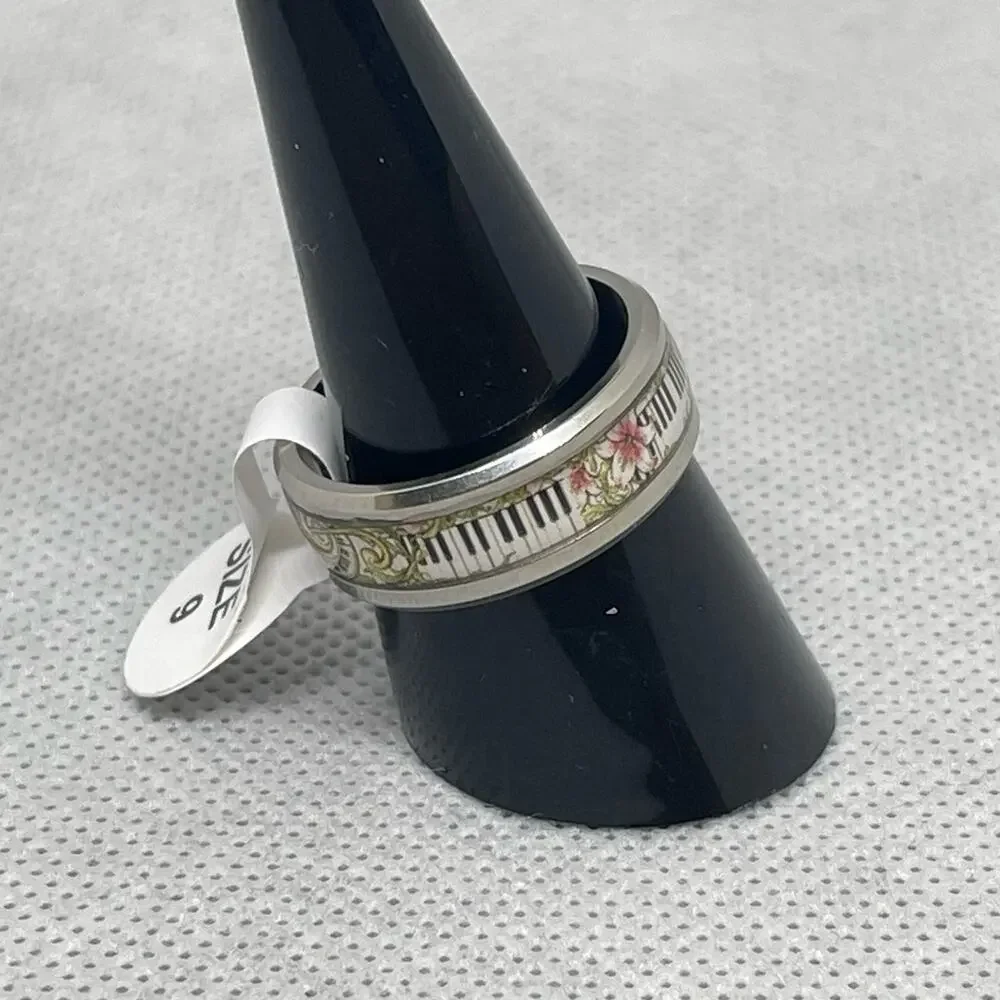 Music Lover Floral Keyboard Piano Treble Clef Stainless Steel Band Ring Size 9